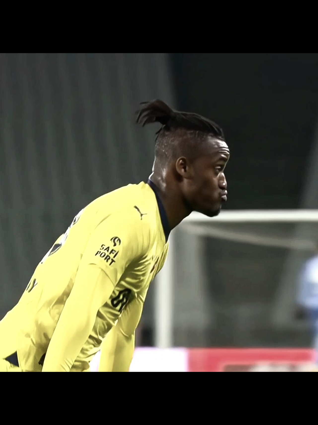 seni çok özlüyorum en azından bi sezonluk gel seni çok seviyoruz batsım#batshuayi #fenerbahçe #kesfet