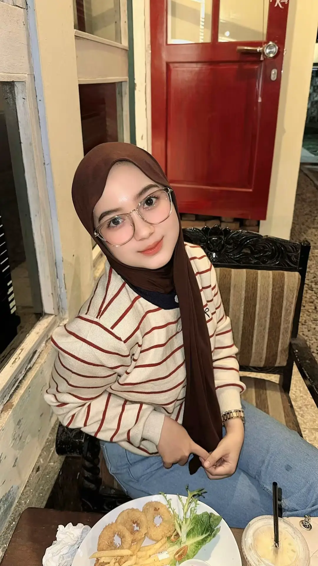 @Suci Mauliddina CO KACAMATA CANTIK👈🏻