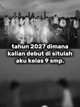 kalo aku kuliah di sana mungkin mereka udah dapet pasangannya masing²:( #galau #debut #tffamily🇨🇳💫 #tffamily_4th_generation #fypge 