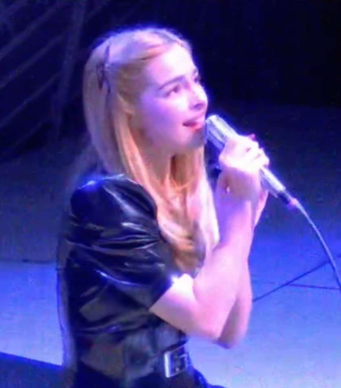 #addisonrae performing #timeslikethese at GRAMMY museum in NYC