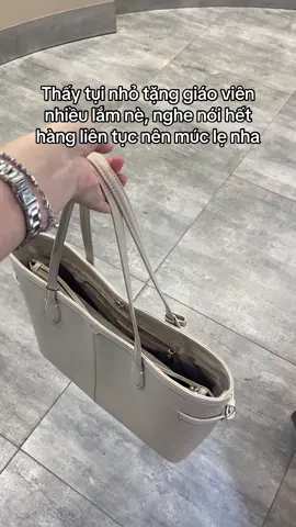 Đeo đi làm công sở, đi dạy siu sang bây ơi #tuihapas #tuitangme #tuixachhapas #tuididaygiaovien #tuicongso 