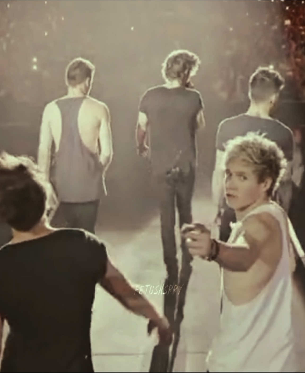 the biggest boy band in the world. #onedirection #1d #foryou #fyp 
