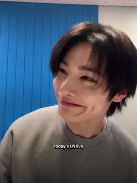 He can’t hide any emotion on his face🤭❤️‍🩹 #I_N #jeongin #straykids #skz #kpop 