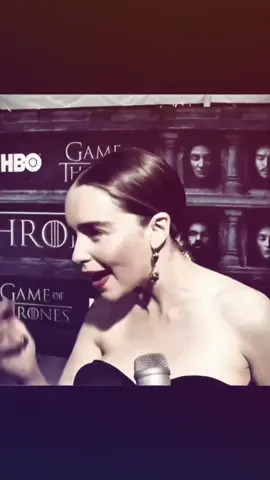 العذراء🥰☝🏻#ام_التنانين #دينيرس_تارغاريان #تارغيريان #الثرونز #ايمليا_كلارك 