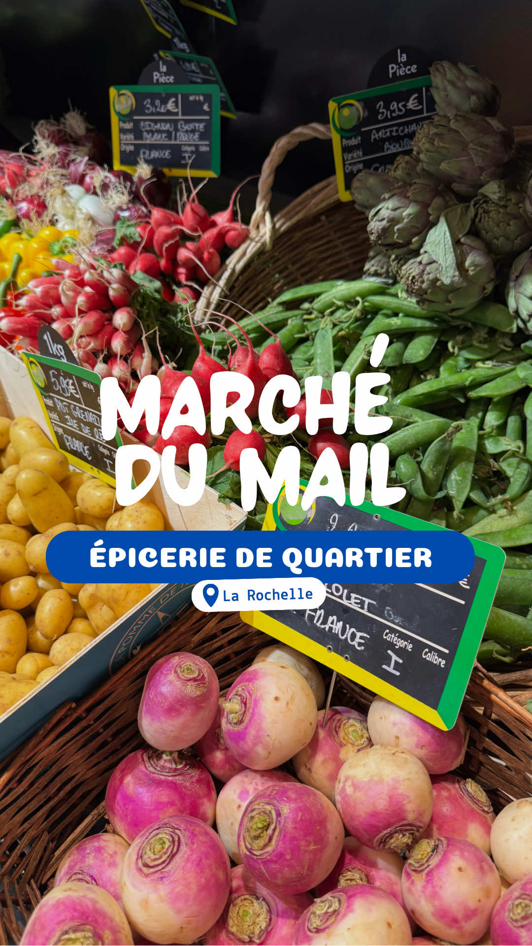 Le Marché du Mail débarque à Port Neuf !  On retrouve tout ce qu’on adore : 🍅 Fruits & légumes ultra frais en direct des producteurs 🧀 Fromages de France, d’Italie et de Grèce 🍷 Vins soigneusement sélectionnés par Franck Un vrai commerce de quartier, avec des produits de saison et un accueil hyper chaleureux 💙 ——— 💙 @marchedumail 🕒 Ouvert tous les jours 📍 Port Neuf & La Genette – La Rochelle ——— #larochellefood #lapaireguide #larochellecityguide #produitsfrais #epiceriefine    *Collaboration commerciale
