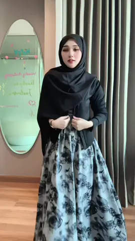 Dress nya cantik dan nyaman di pakek gak menerawang😍🫶 #dresskorea #dresskoreanstyle #dress 