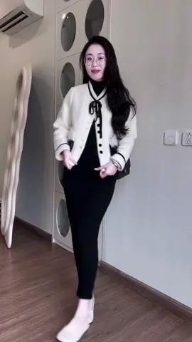 Chuẩn bị đón Noel với em nha các bác ⭕️❌🏷️🤣#samstore #fyp #foryou #foryoupage #xuhuong 