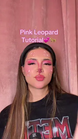 Pink Leopard Tutorial💖💕💞🐆🐆 #fyy #viral #makeuptutorial #HALLOWEEN #halloweenmakeup 