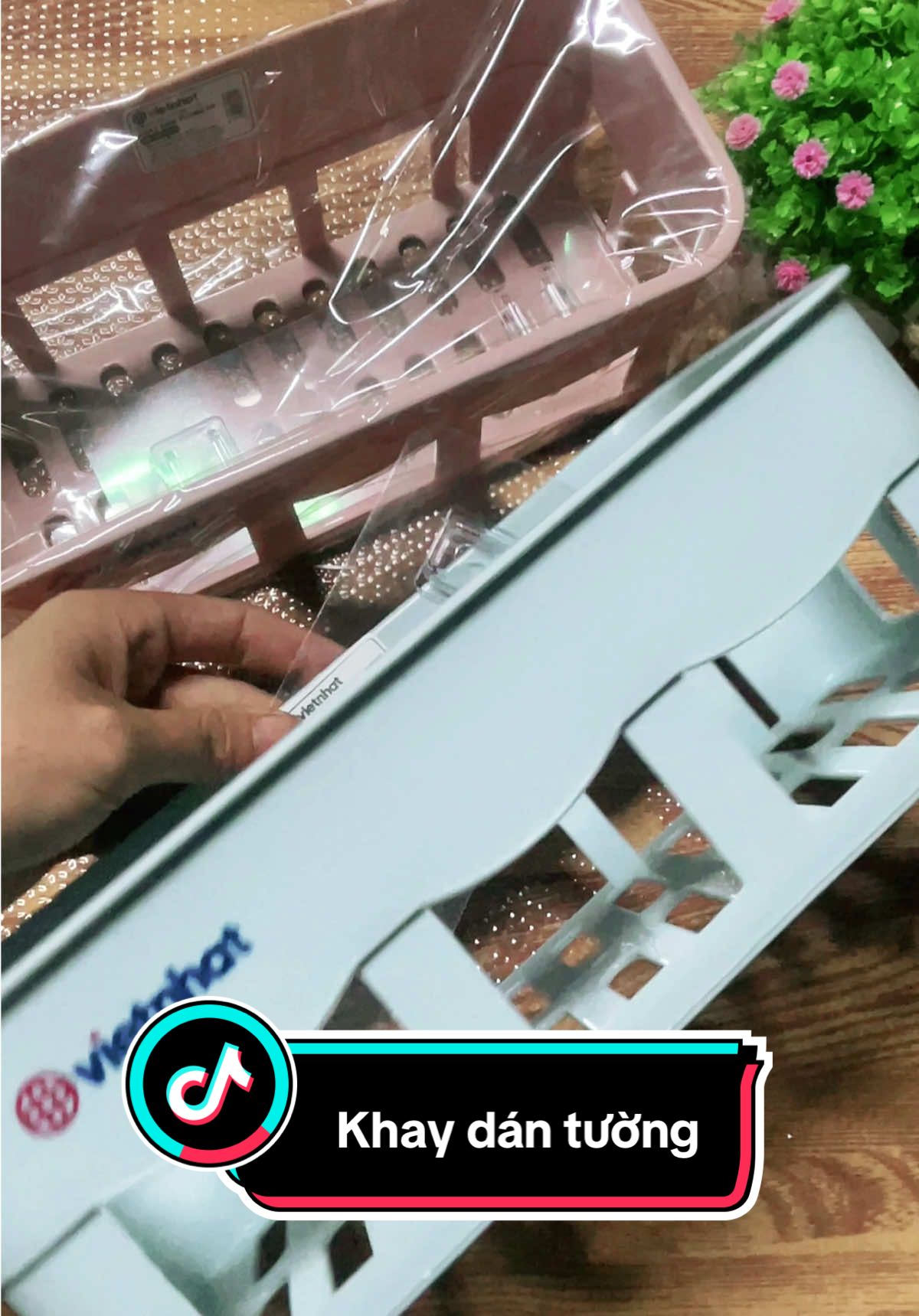 Khay dán tường đa năng #huongtaphoa #ilovetiktok #xuhuong #giadungtienich #khaydantuong 
