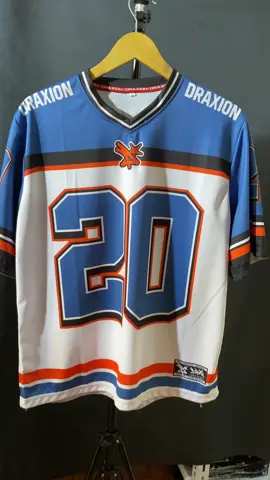 jersey oversize full print nomor 20 warna biru putih elegan bisa langsung di order aja kakak. harganya cuma 70rb an aja kamu udah bisa dapetin jersey oversize secakep ini #jersey #fyp #jerseyoversize #jerseyvintage #jerseyprintingpremium 