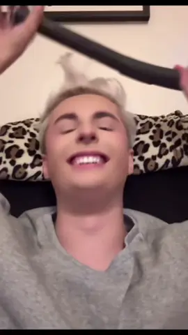 Zapomnialam wstawic XDDD #dlaciebie #dc #jellyfruit #jellyfrucik @dzikijellek @dzikifilipcio 