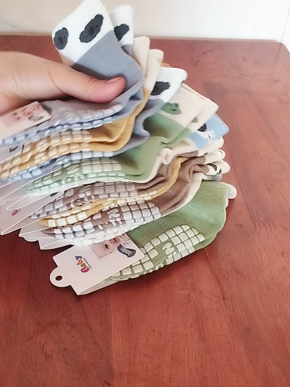 combo 10 đôi tất hàn quốc chống trơn trợt cho bé chỉ 79k