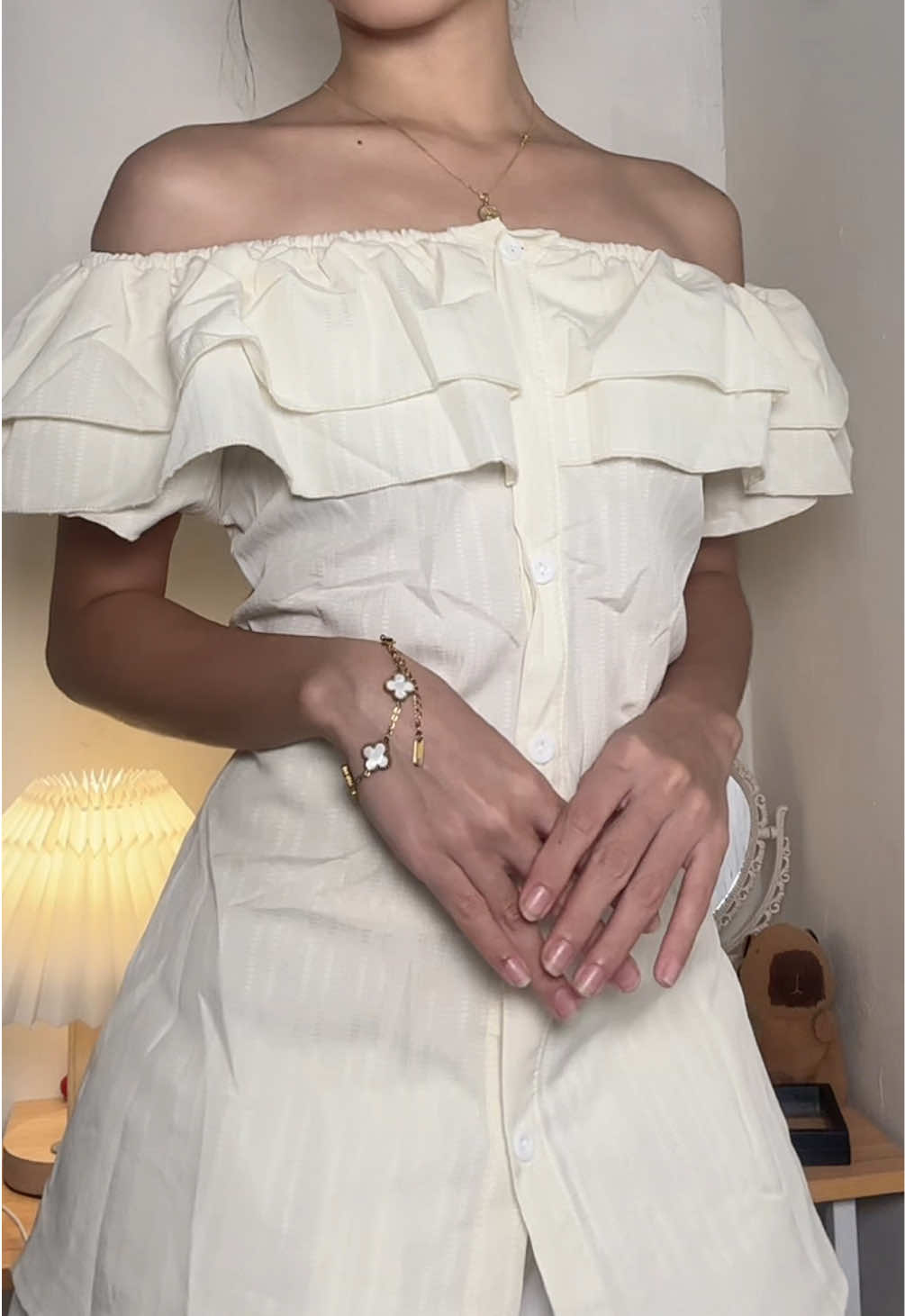 luv this classy top!🌸 #topsforwomen #coquette #outfitideas 