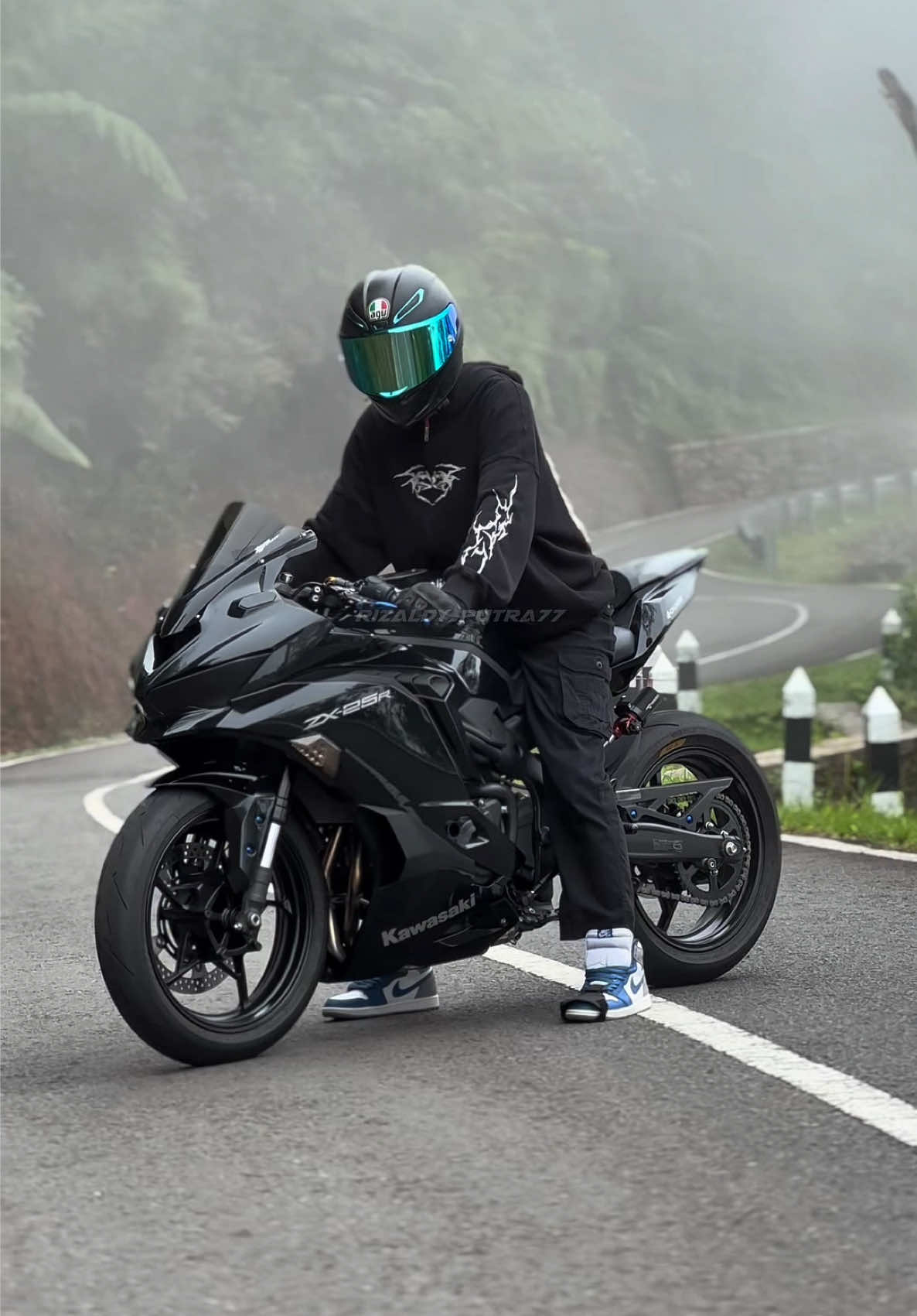 se dingin ini #zx25r #zx25r4cylinder #zx25rmodifikasi #fyp #zx25rindonesia 