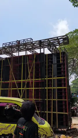 Direwangi Sampek Koyok Ngene Kadang Sing Ndek Omah Sek Nesu aee😂 #ricoajaa #karnaval2025 #fypシ #soundsystemmalang #riswandaaudio @Riswanda audio.malang 