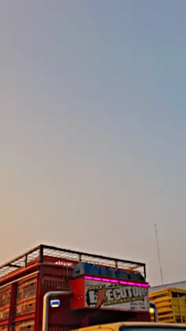 #CapCut Butuh 3 jam untuk antrian nomer 11#supirtrukindonesia #trukayam #fypシ゚viral #pejuangsusut🐔 