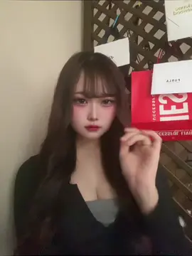 💋