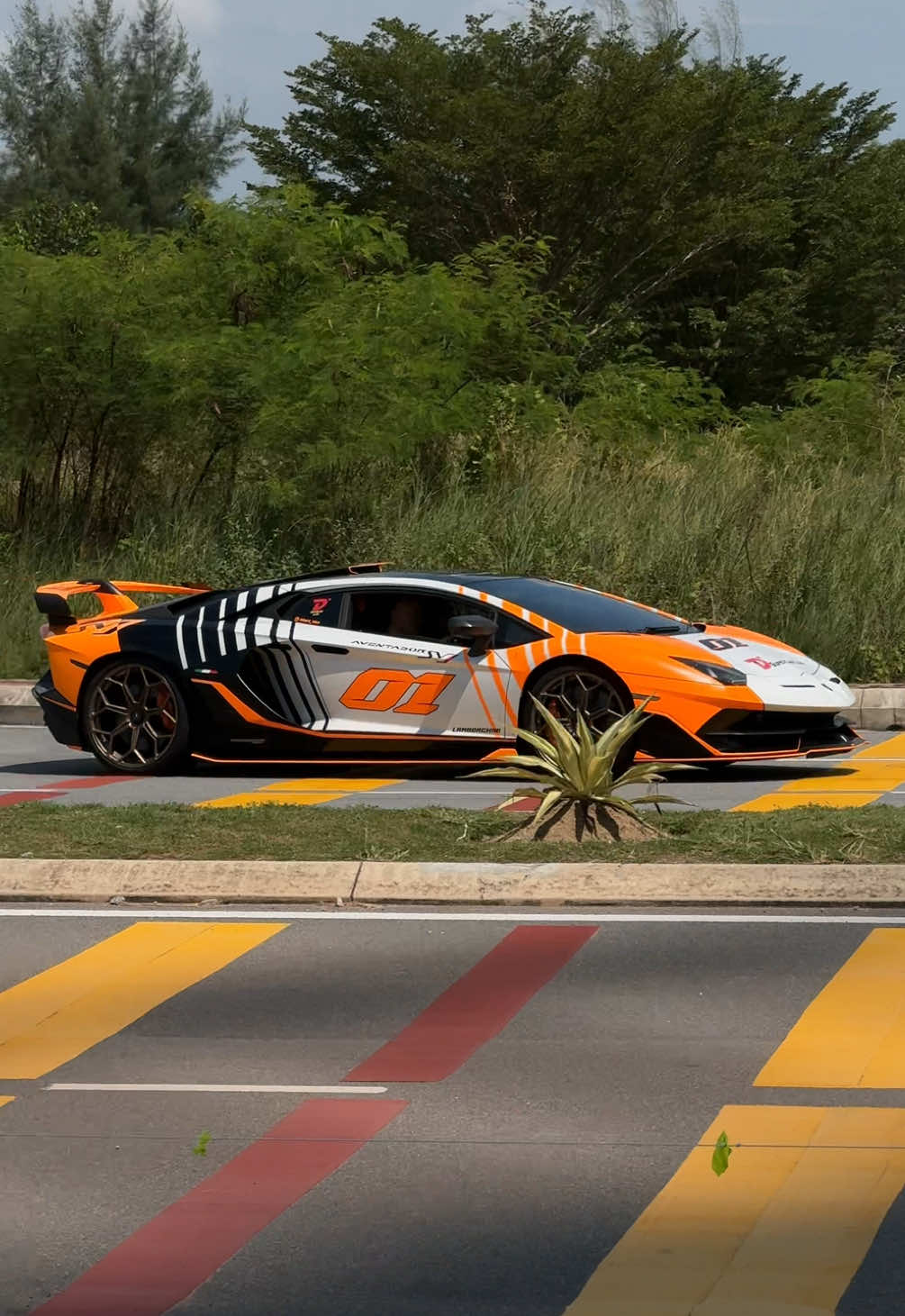 @Albert_bks coming from hell 🤯  #gintani #svj #gintanisvj #dconcept 