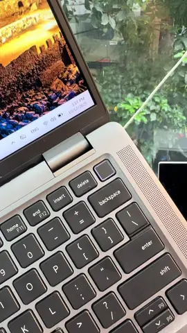 Tùy vào nhu cầu, mình nghĩ Latitude 7340 là lựa chọn rất tốt nếu: Bạn thường di chuyển, ưu tiên máy nhẹ, thiết kế cao cấp. Chủ yếu làm công việc văn phòng, web, lập trình nhẹ, học tập, trình chiếu. Bạn muốn máy bền, nhiều tính năng hỗ trợ như WiFi mới, cổng USB‑C / Thunderbolt, màn hình chất lượng.#cnlap #latitude #xuhuong #thinhhanh #laptopsinhvien 