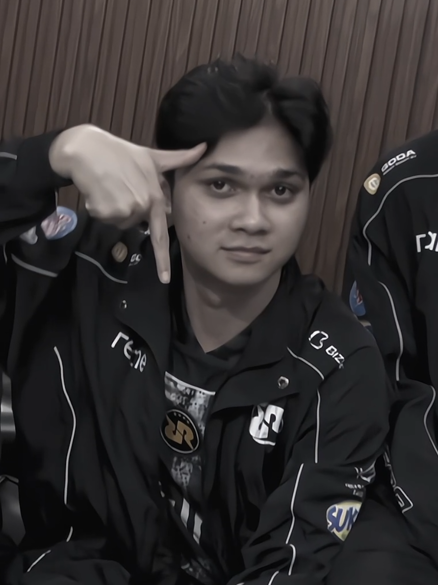pecah juga ls nya👏🏻 semangat ya, semoga masih bisa lolos po #rrqhoshi #9embiraMabar #TiupLilinBarengFanny #MLBBIDCreator 