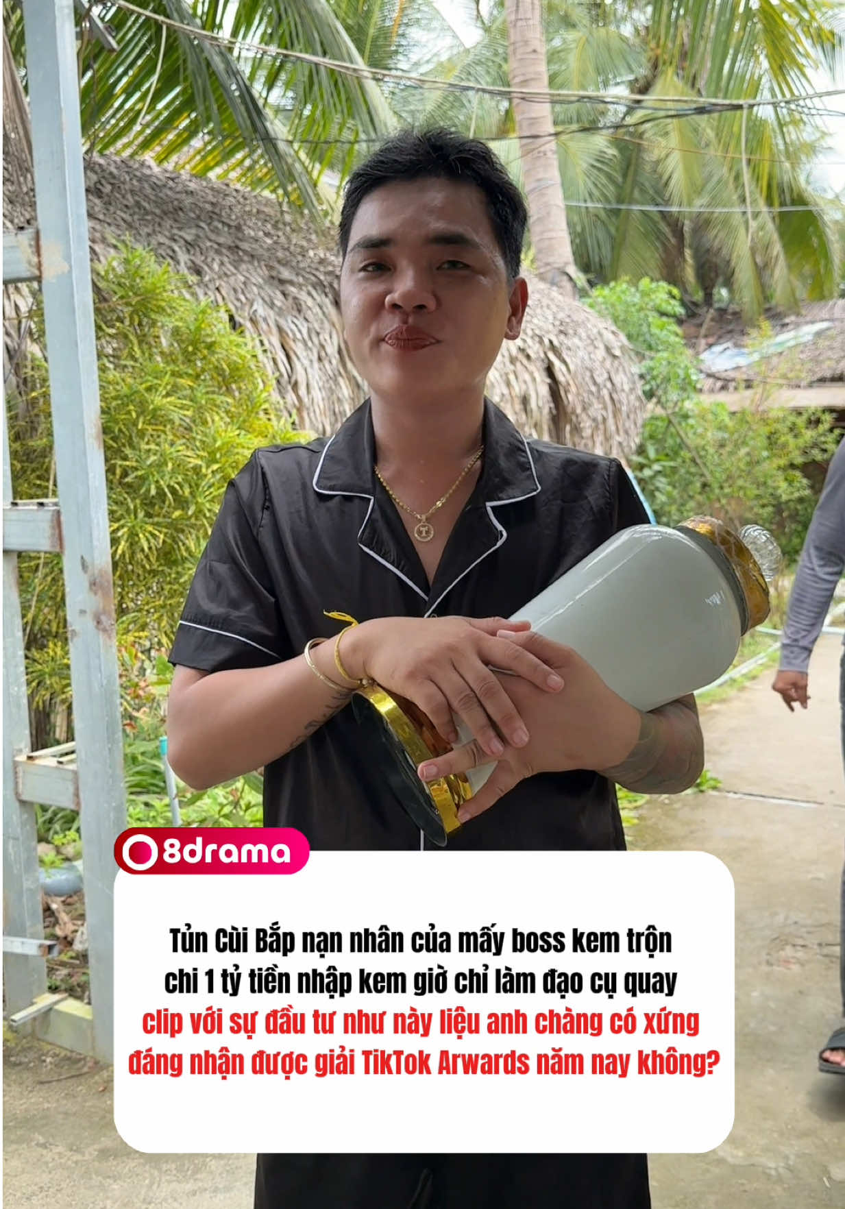 Tủn cùi Bắp nạn nhân của mấy boss kem trộn chi 1 tỷ tiền kem giờ chỉ làm đạo cụ quay clip, với sự đầu tư như này liệu anh chàng có xứng đáng nhận được giải TikTok Arwards năm nay không? #tuncuibap #tiktokawards 