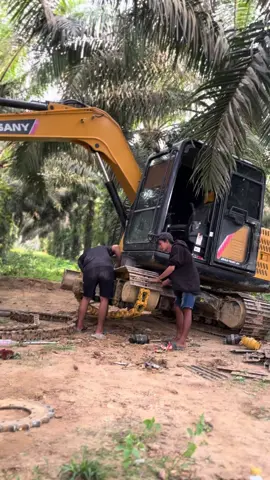 Aman kanda siap digasken😅💯#kebunsawitkalimantan🌴 #Eksa #trak #fyppppppppppppppppppppppp 