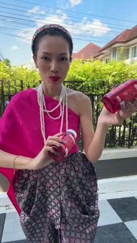 เมื่อกำลังอัดคลิป และแมสมาส่งของพอดี🥹