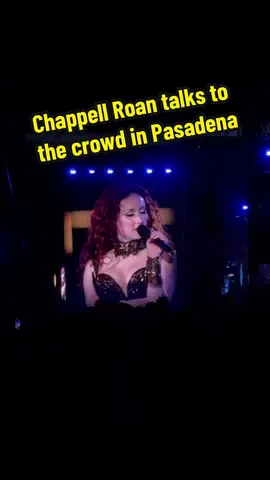 Chappell Roan talks to the crowd in Pasadena night 2 ✨ #chappellroan #chappell #pasadena #riristea #rivetsoro  @chappell roan 