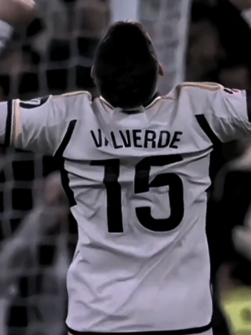 جـم واحد بـ واحـد مـنـك يغار🔥☝🏼. .  #فالفيردي #صدريات_حماسية #اغاني_مسرعه💥 #ريال_مدريد #fyp 