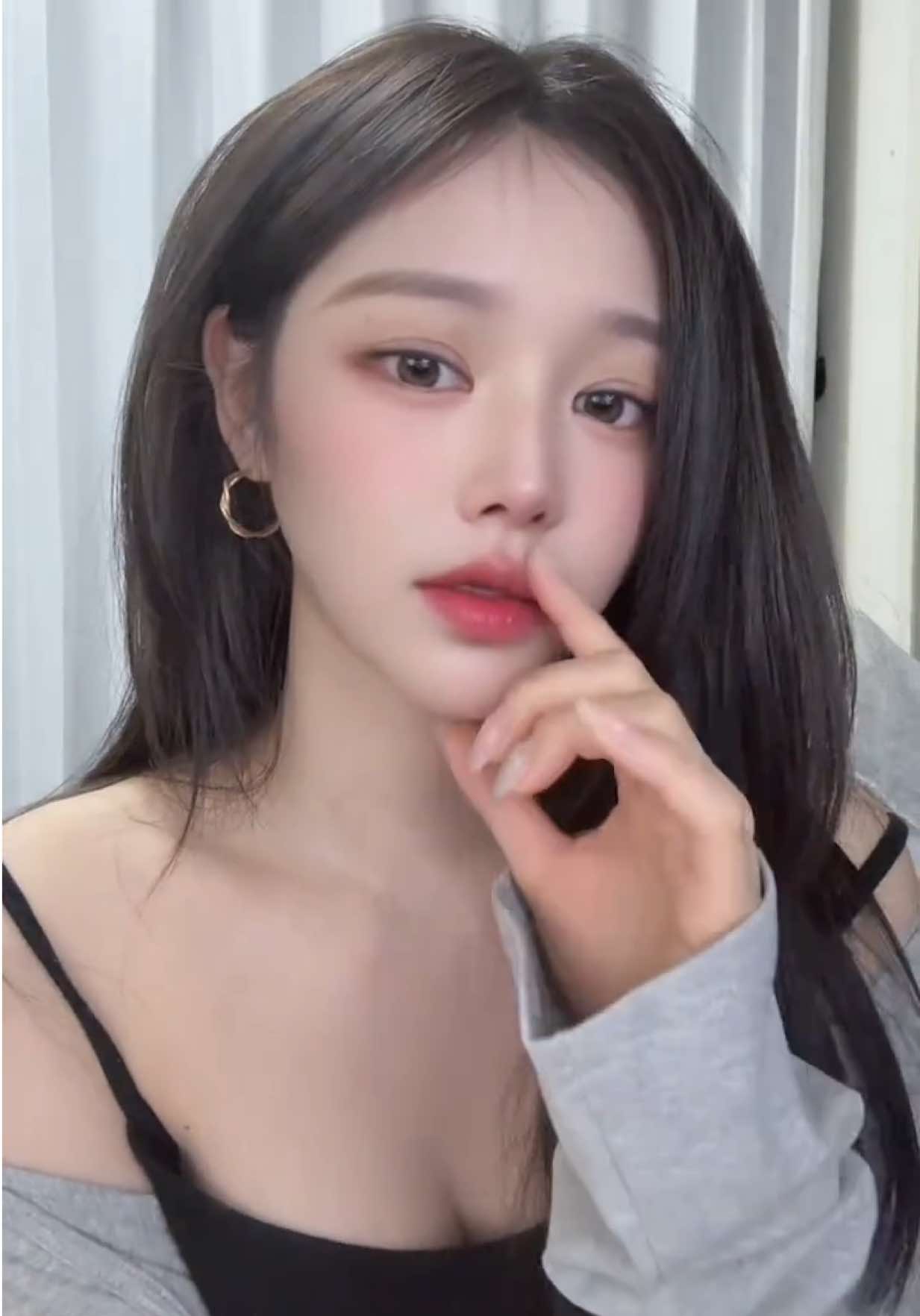 Hey i'm Chloe V✨ How have you been, my lover? #fyp#fypage#usa#kpop#kdrama