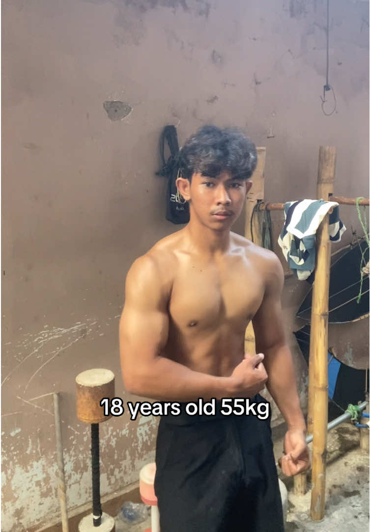 ajarin cara pose🙏🏽#GymTok #workout #latihan #progress #naty 