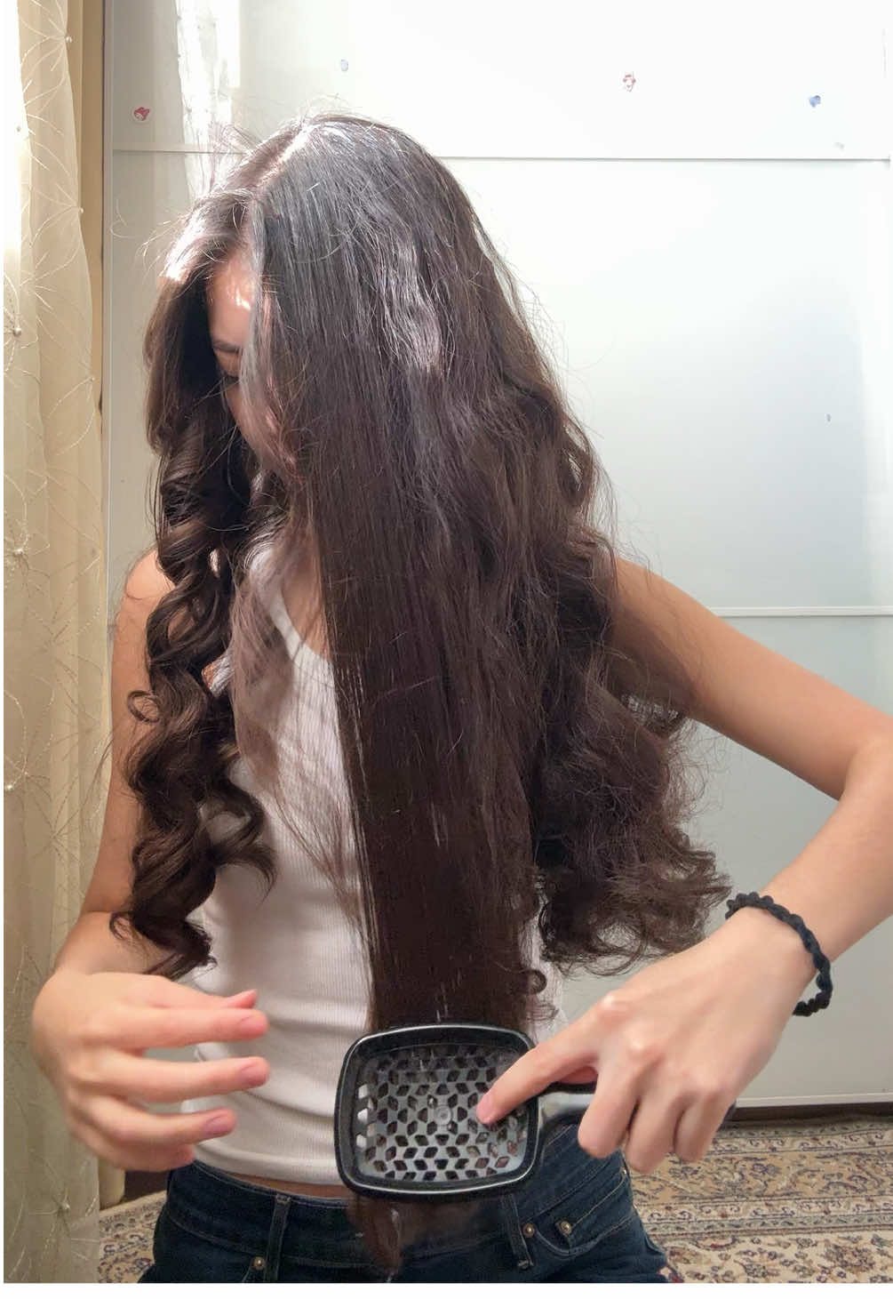 Sometimes I want to cut my hair so it could feel light and voluminous. #hairstyle 