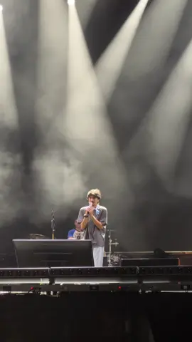 Sheila On 7 - Itu aku live at @LIVE PROJECT @Senggol Donk #sheilaon7 #dutamodjo #ituaku #liveproject 