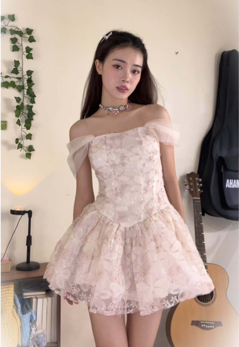 Váy lấp lánh như có phép thật vậy 🪄✨ #princes #dress #bling #vibes #outfit 