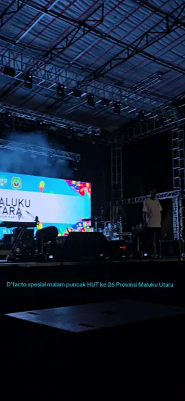 D'Facto spesial malam puncak HUT ke 26 Maulu Utara. @D'Facto @sherlytjoanda @Cerita_Sherly Laos @sherlysarbinofficial@sarbin_sehe70  @marwanpolisiri @sayakhoko90 