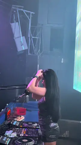 Lailaa @djtessamorena_real #djtessamorena #meduzaclubsurabaya #fypage #fyppppppppppppppppppppppp #viral 