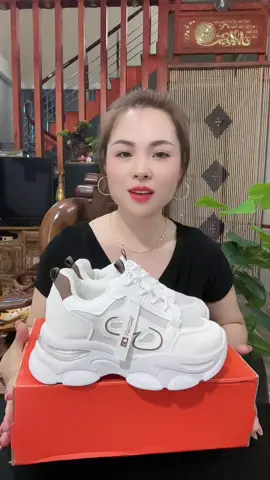 Giày độn đế 7 phân from gọn đế siêu nhẹ mang lên rất êm chân #giaythethao #giaydep #giaythethaonu #giaydonde  @Miu Shop  @Miu Shop  @Miu Shop 