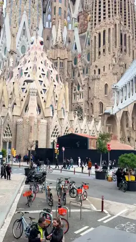 Barcelona, Espagne 🇪🇦❤️‍🔥 #barcelona #españa🇪🇸 #france🇫🇷 #algeria🇩🇿 #ghorba🗼🇫🇷👻🇪🇺🇪🇸 