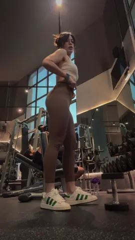 Booty workout #personaltrainer #singapore #健身私教 #glute 