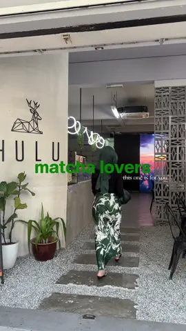 matcha done right at @HULUCAFE @huluseksyen13shahalam 🍵🫶🏻 #matcha #shahalamfoodie #hulucafe #hulucafesek13shahalam 