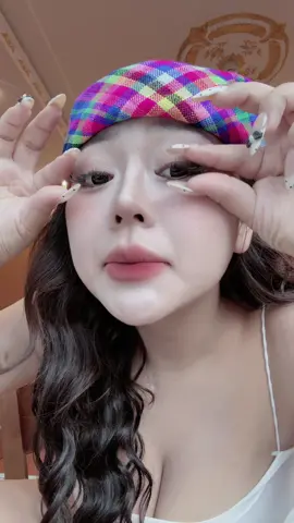 Ốm gần nửa tháng rồi chưa khỏi , tý là sì sụt mũi khó thở @Trần Yến Anh 