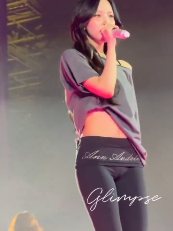 MINA - SIGNAL FANCAM #twice #tif #fyp 