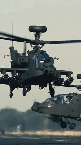 Helikopter Boeing AH-64 Apache Boeing AH-64 Apache adalah helikopter serang buatan Amerika Serikat yang dirancang untuk pertempuran darat. Dilengkapi dengan meriam 30 mm, rudal Hellfire, dan roket Hydra 70, Apache mampu menghancurkan target dengan presisi tinggi. Helikopter ini memiliki dua mesin turboshaft dan sistem radar serta penglihatan malam canggih, membuatnya efektif di segala kondisi. Digunakan oleh banyak negara, termasuk Indonesia, AH-64 Apache dikenal sebagai salah satu helikopter tempur paling tangguh di dunia.#fyppppppppppppppppppppppp #dunia #army #helicopter 