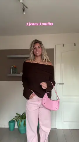3 outfits with pink jeans🩷 #outfitinspo #stylinginspo #pinkjeans #fashiontiktok 
