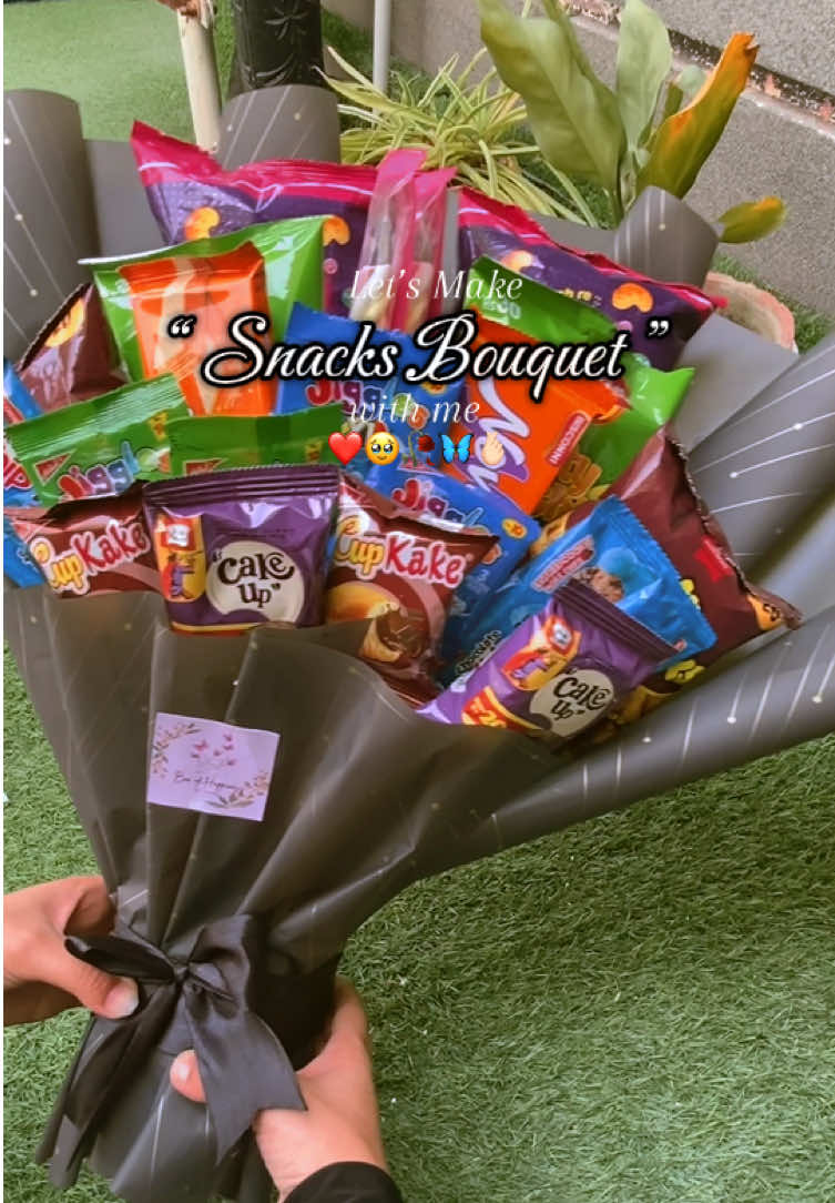 Let’s make snacks bouquet 💐 with me 💗🥹. #tiktok #foryoupage #trending #Love #like 