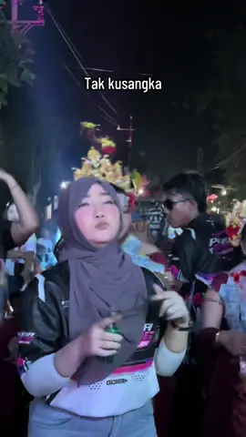 Asyik lagune 💃@Angelita Septianaa @Imaproduction #haristproject #imaproductionjember #viraltiktok #fyppppppppppppppppppppppp 