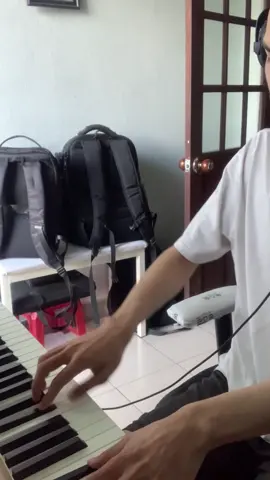 ko biết ai đã thiết kế ra cái sound này, đánh đàn mà cứ ngỡ như đi lạc vào rừng z #neosoul