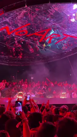 i wanna see u move 🫣 #ANOTR #noart #lisboa 