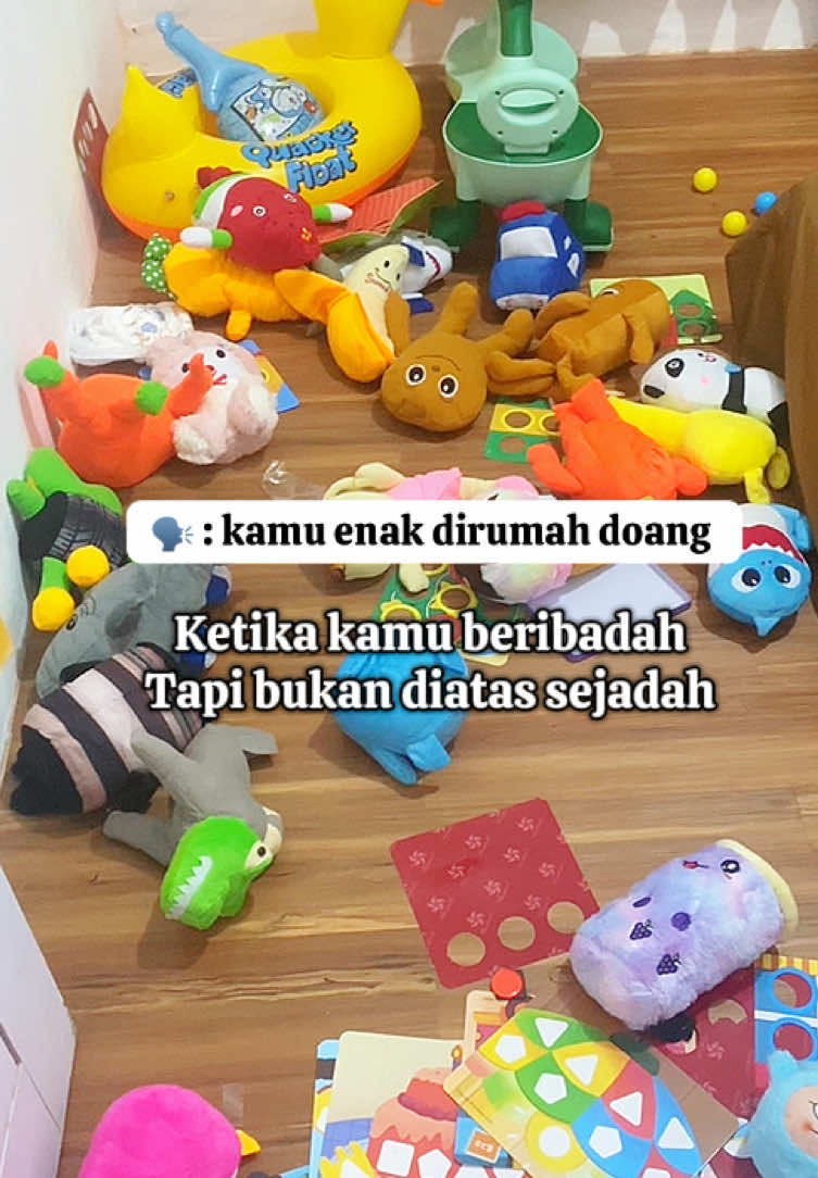 Gapapa rumah berantakan yang penting anakmu aktif dan sehat #tabungmainan #tabungboneka 