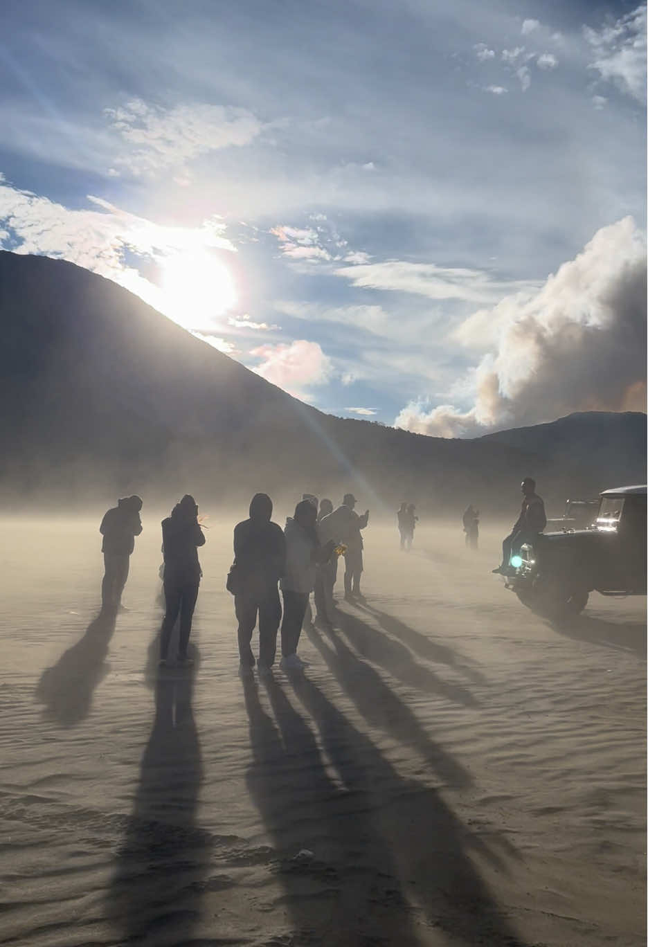 12 Oktober Badai pasir di bromo 🫣#bromotrip #pakejbromo #bromo #tripbromo #gunungbromo 
